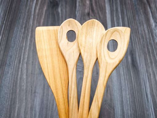 Küchenhelfer aus Holz - set aus kirsche