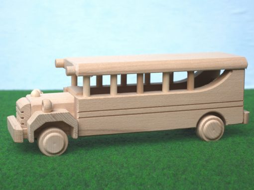 Schulbus aus Holz - nachhaltiges Spielzeug
